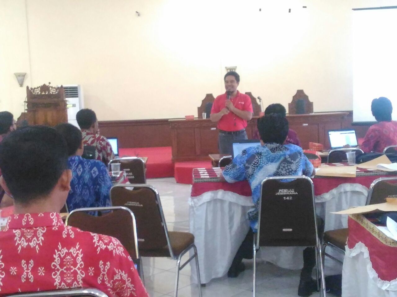 AI Tidak Menggantikan Manusia, Tetapi Manusia yang Tidak Mau Belajar