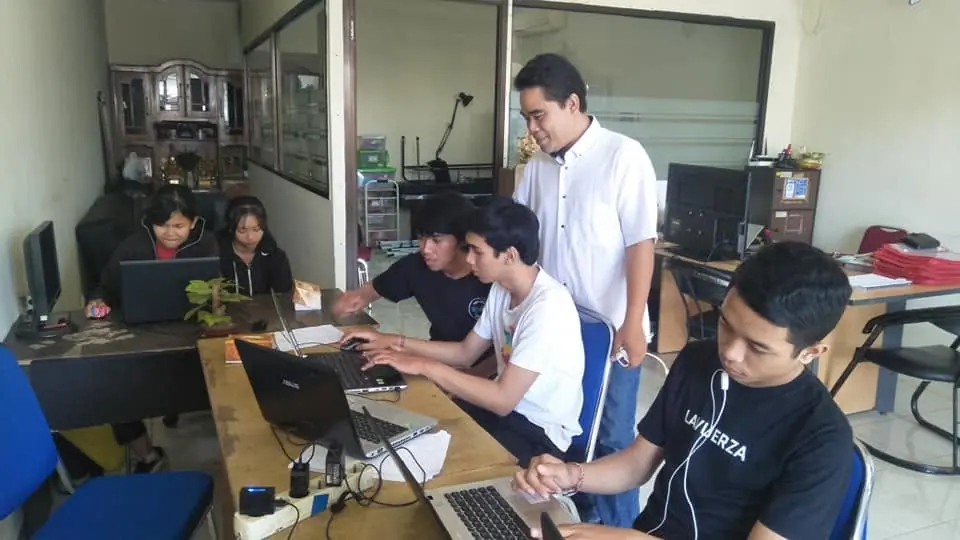 AGUNG GEMPA: GENERASI MUDA JANGAN BERHENTI JADI PENCARI KERJA, BANGUN SKILL UNTUK MENCIPTAKAN LAPANGAN KERJA